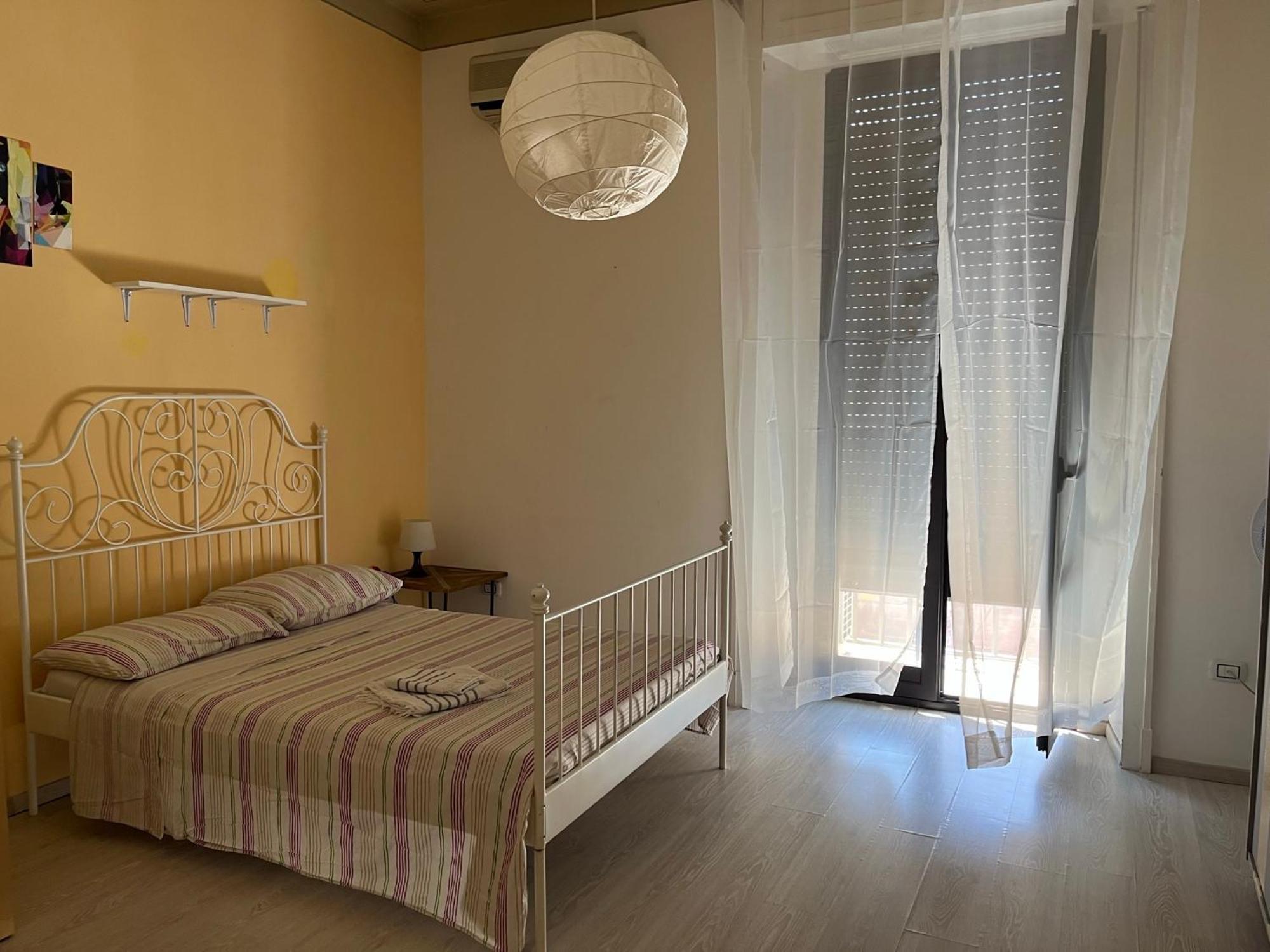 Deodato Guest House Catania Bagian luar foto