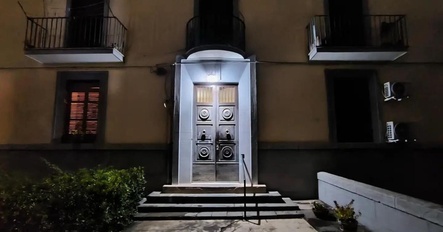 Deodato Guest House Catania Bagian luar foto